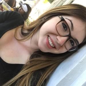 Meet your Posher, Abigail